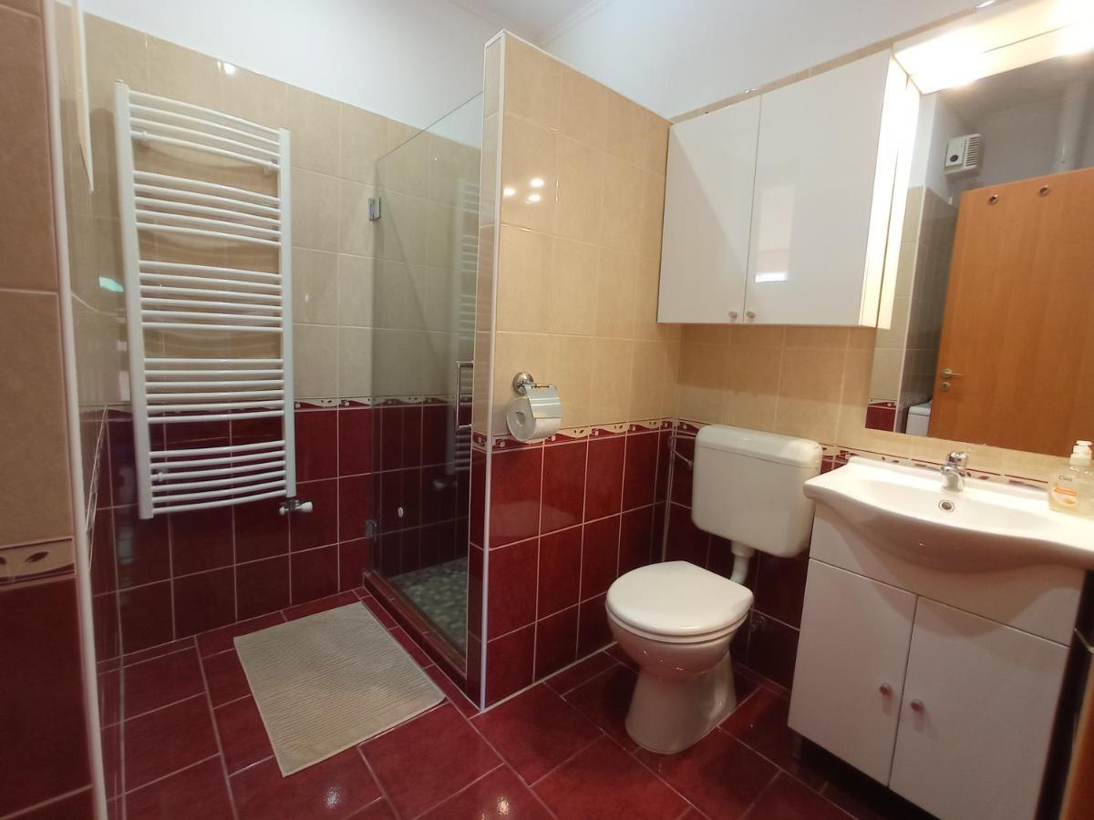 Budapest Airport Apartment ภายนอก รูปภาพ