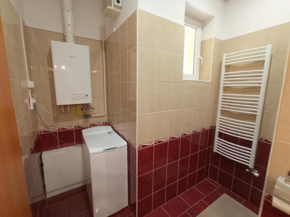 Budapest Airport Apartment ภายนอก รูปภาพ